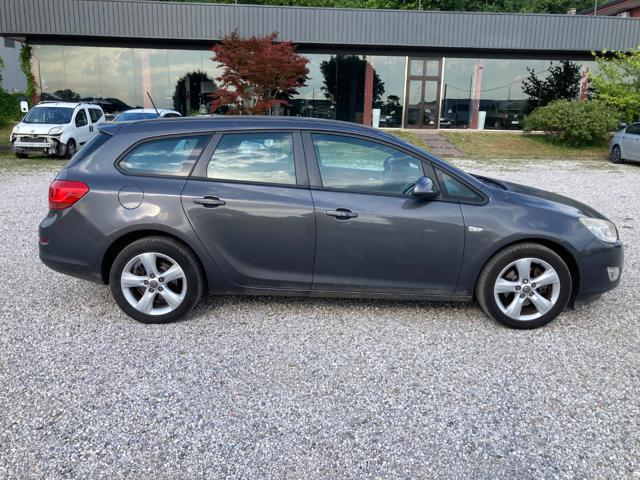 OPEL Astra 1.7 CDTI 110CV Sports Tourer Cosmo