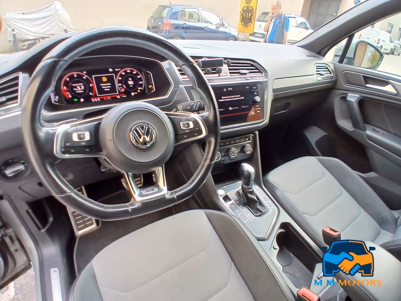 Volkswagen Tiguan 2.0 tdi Advanced R-Line 150 cv dsg