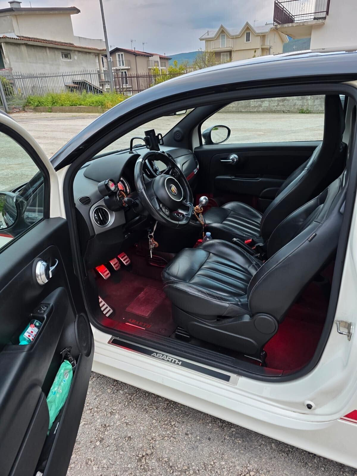 Abarth 595 1.4 Turbo T-Jet 165 CV Turismo