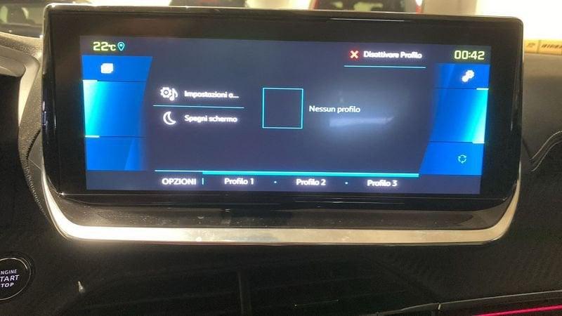 Peugeot 2008 motore elettrico 136 CV GT Pack