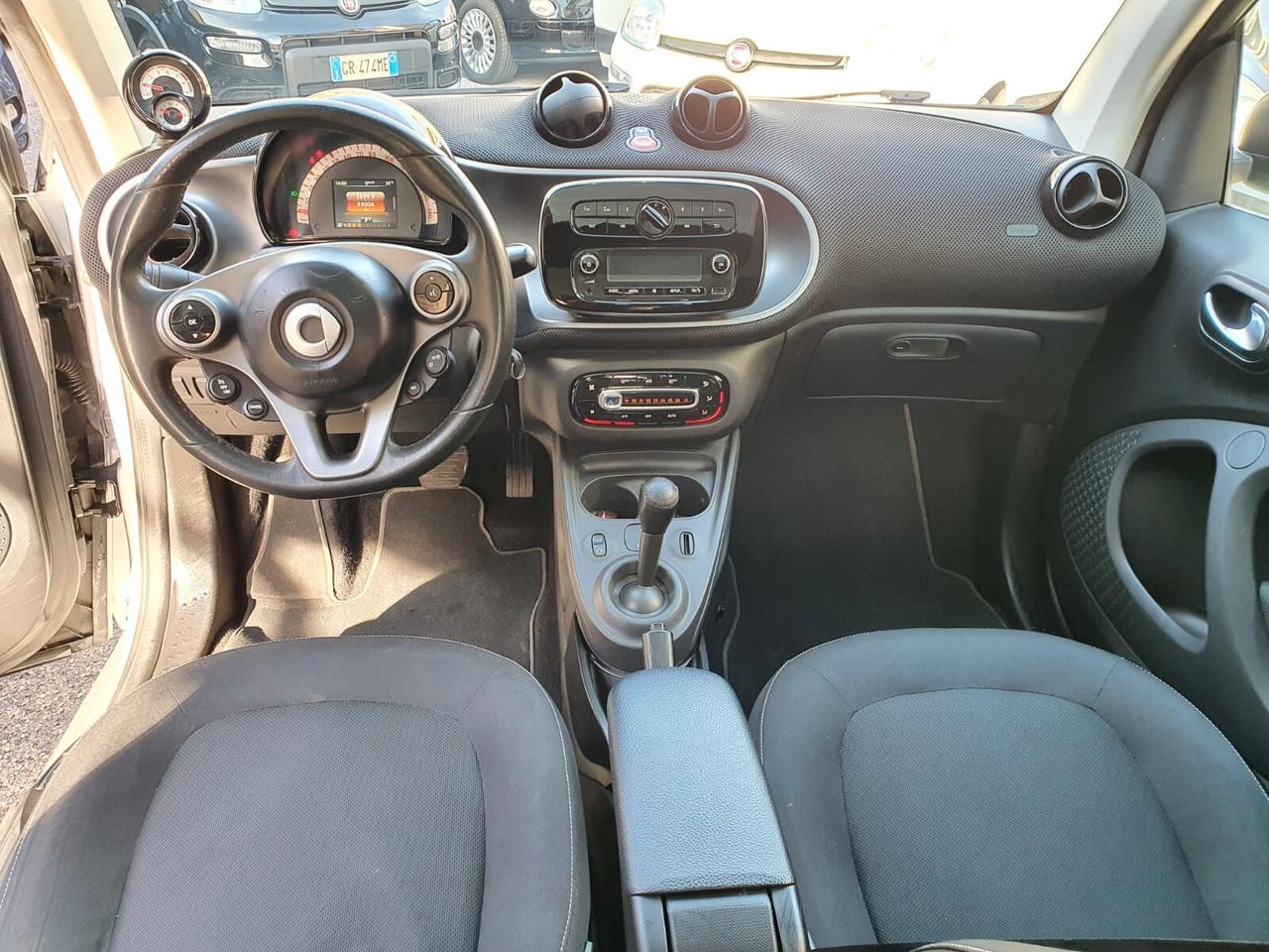 Smart ForTwo 1.0 71cvAUTOMATICA/LED/TETTO