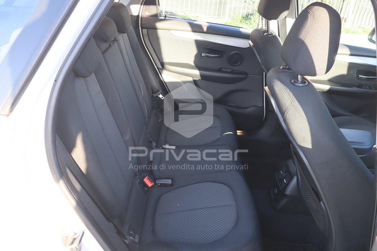 BMW 218i Active Tourer Advantage