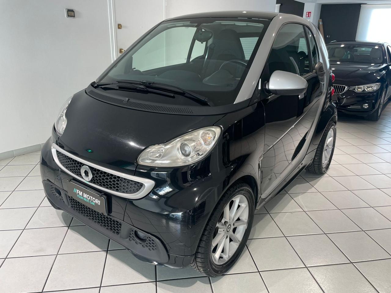 Smart ForTwo 1000 52 kW MHD coupé passion
