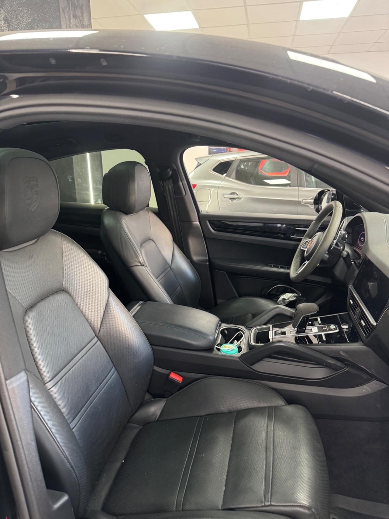 Porsche Cayenne Coupé 2.9 V6 S Platinum Edition