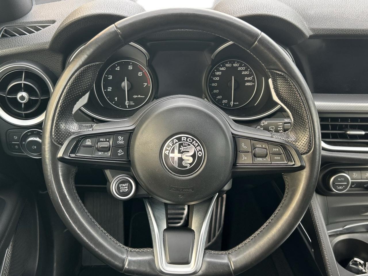 Alfa Romeo Stelvio 2.0 Turbo 280 CV AT8 Q4 Estrema