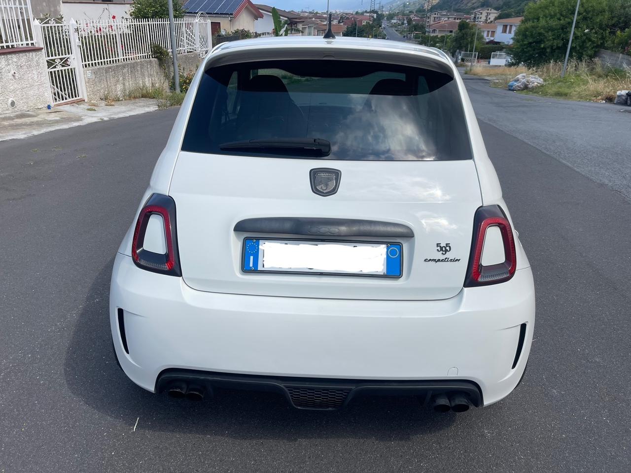 Fiat 500 Abarth 595 competizione