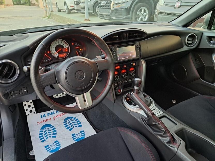 Toyota GT86 2.0 AT - 2013