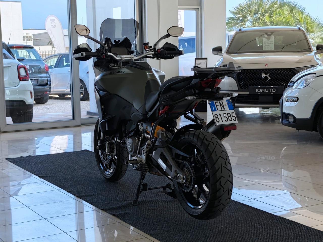 Ducati Multistrada V2 S Travel 2025