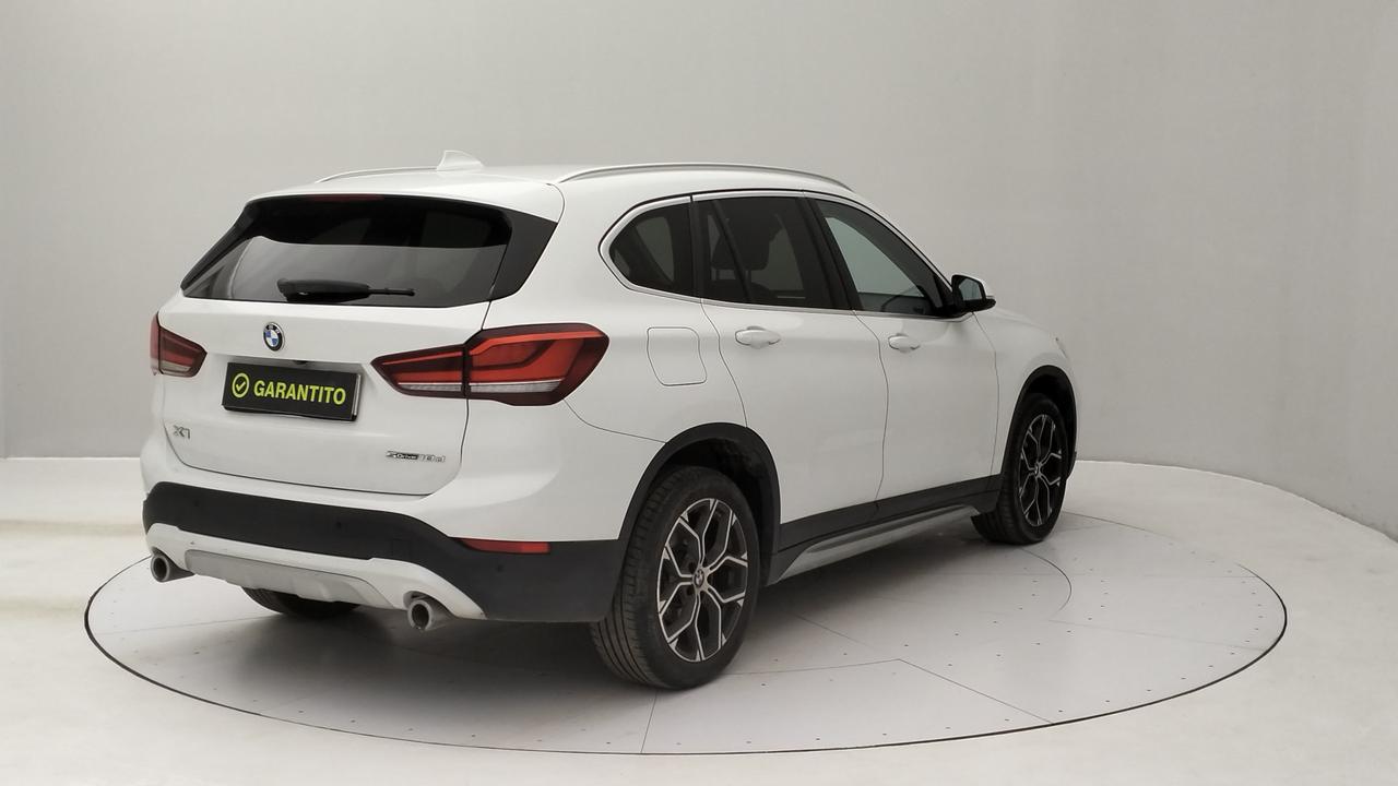 BMW X1 F48 - X1 sdrive18d xLine auto