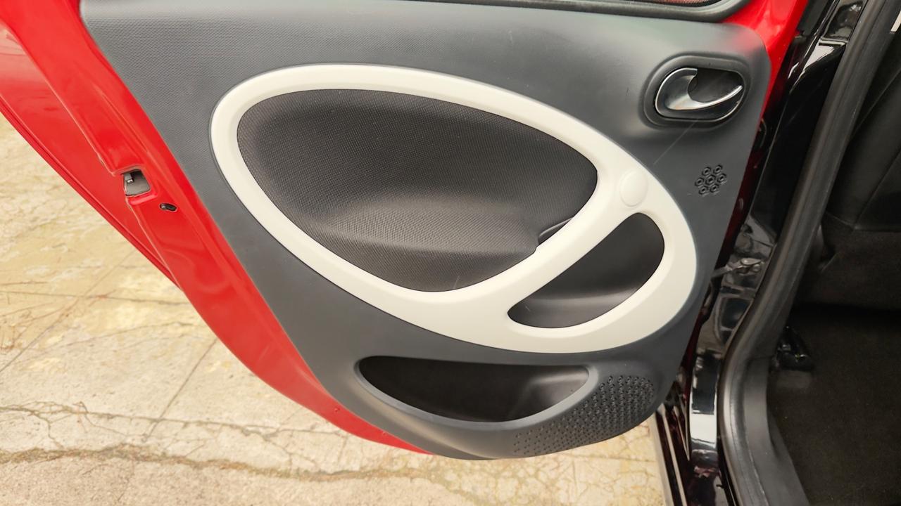 Smart ForFour 70 1.0 Passion