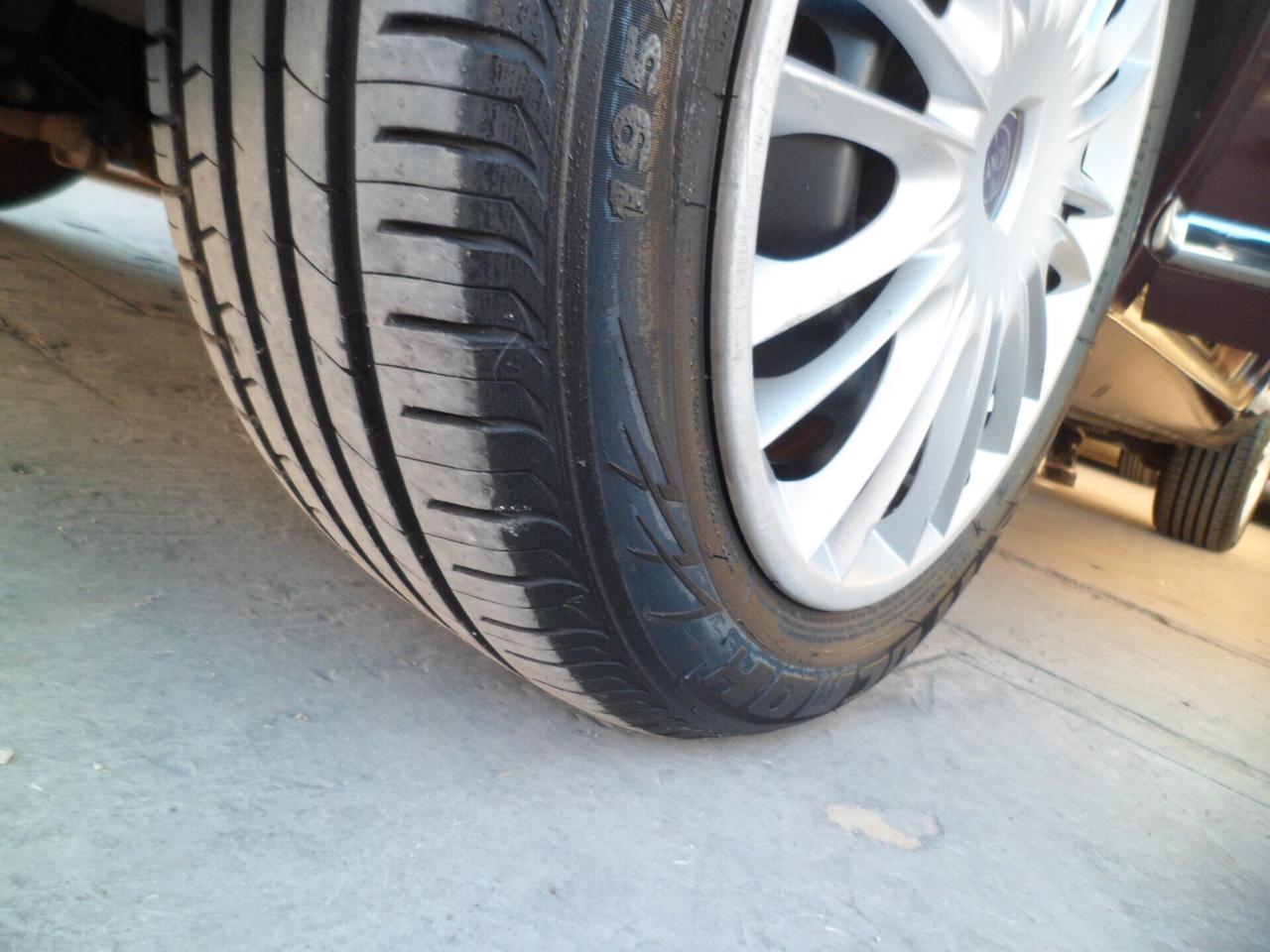 Lancia Ypsilon 1.2b solo km131000 full 08