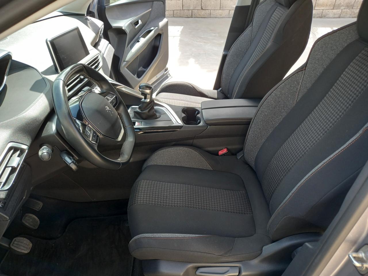 Peugeot 3008 BlueHDi 130 85000 KM 2019