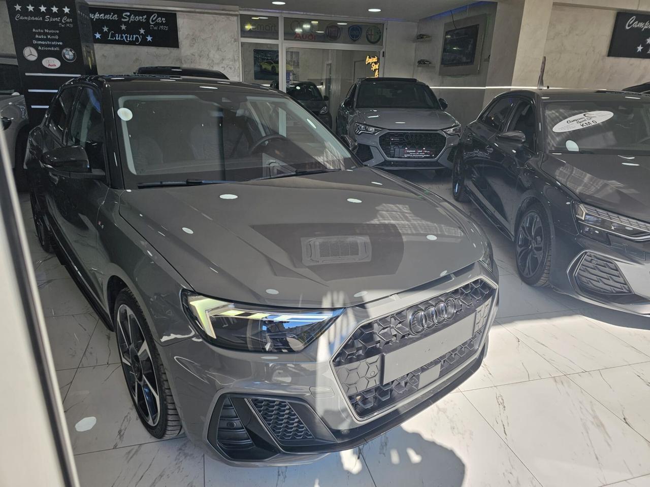 NUOVA AUDI A1 SPORTBACK S-LINE BLACK LINE 30 TFSI 116CV S-TRONIC - PACK LUCI.