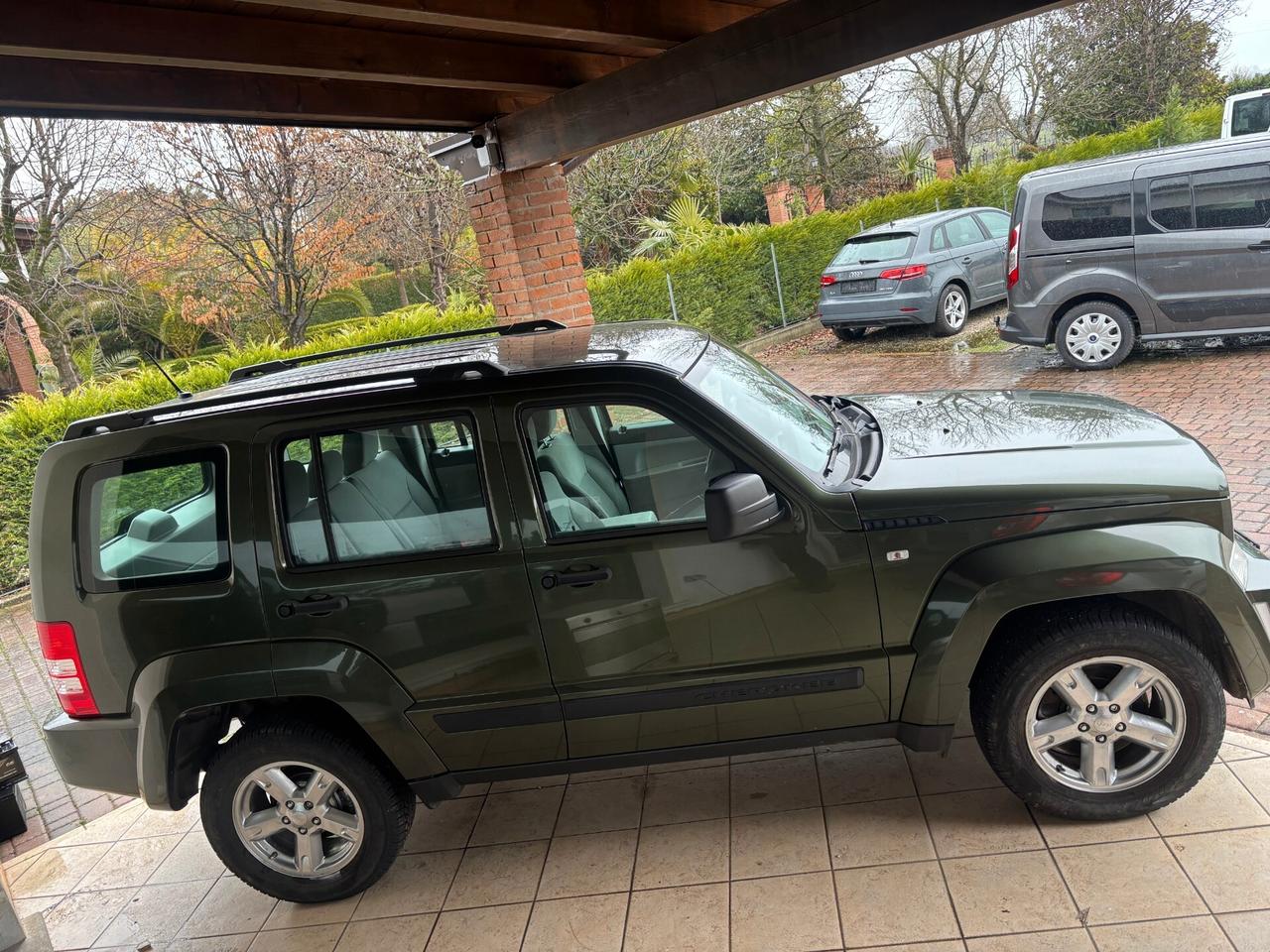 Jeep Cherokee 2.8 CRD DPF Sport