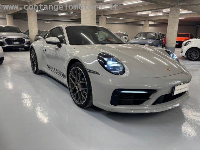 PORSCHE 911 Carrera