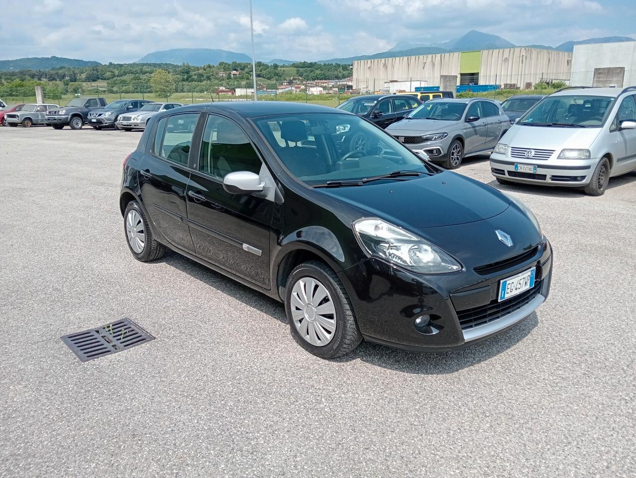 Renault Clio 1.2 16V 5 porte Yahoo!
