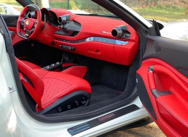 FERRARI F8 Spider "SPEDIZIONE SU RICHIESTA IN TUTTO IL MONDO"