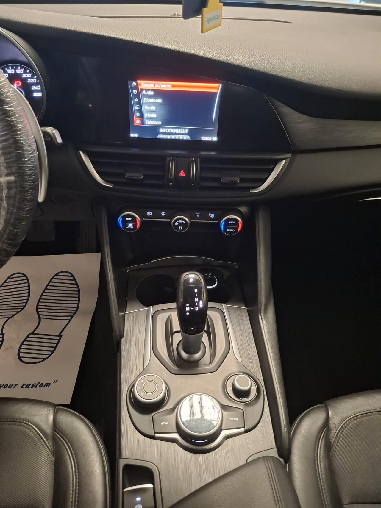 Alfa Romeo Giulia 2.2 Turbodiesel 190 CV AT8 Executive