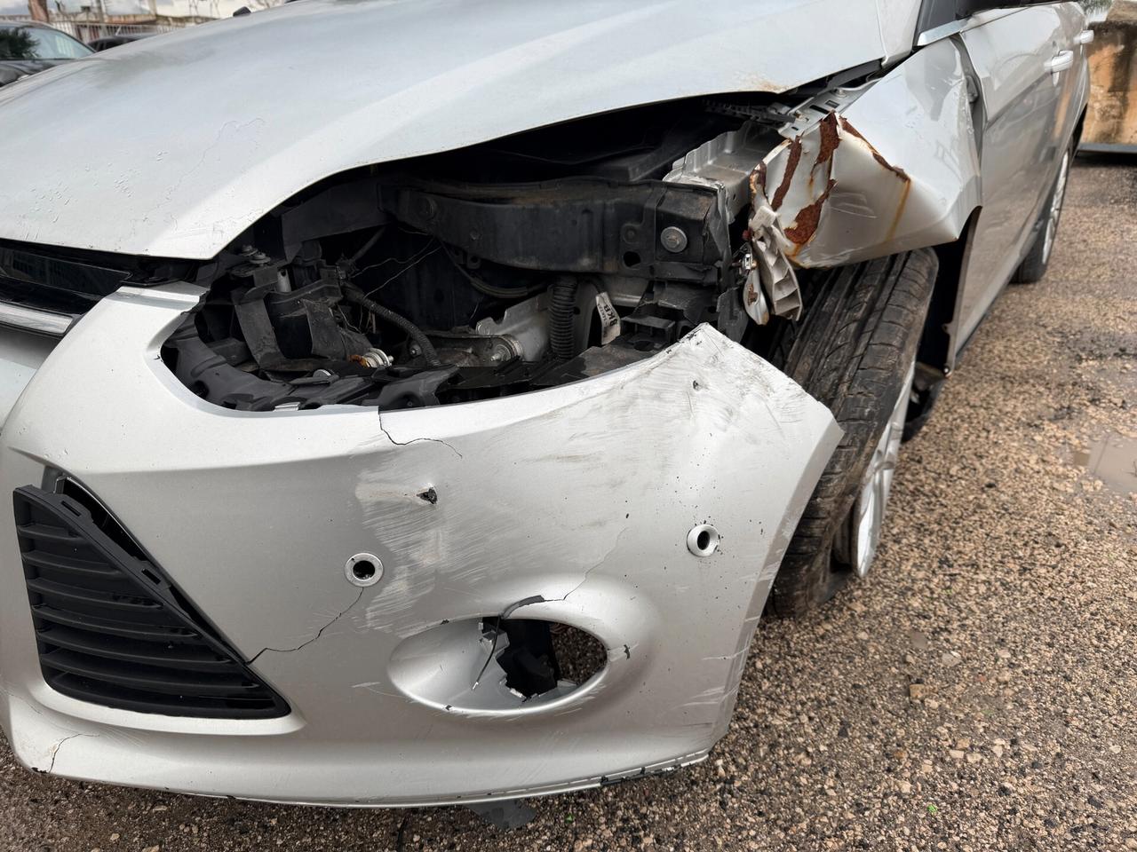 FORD FOCUS ANNO 2014 1.6 DIESEL 116 CV *AIRB OK