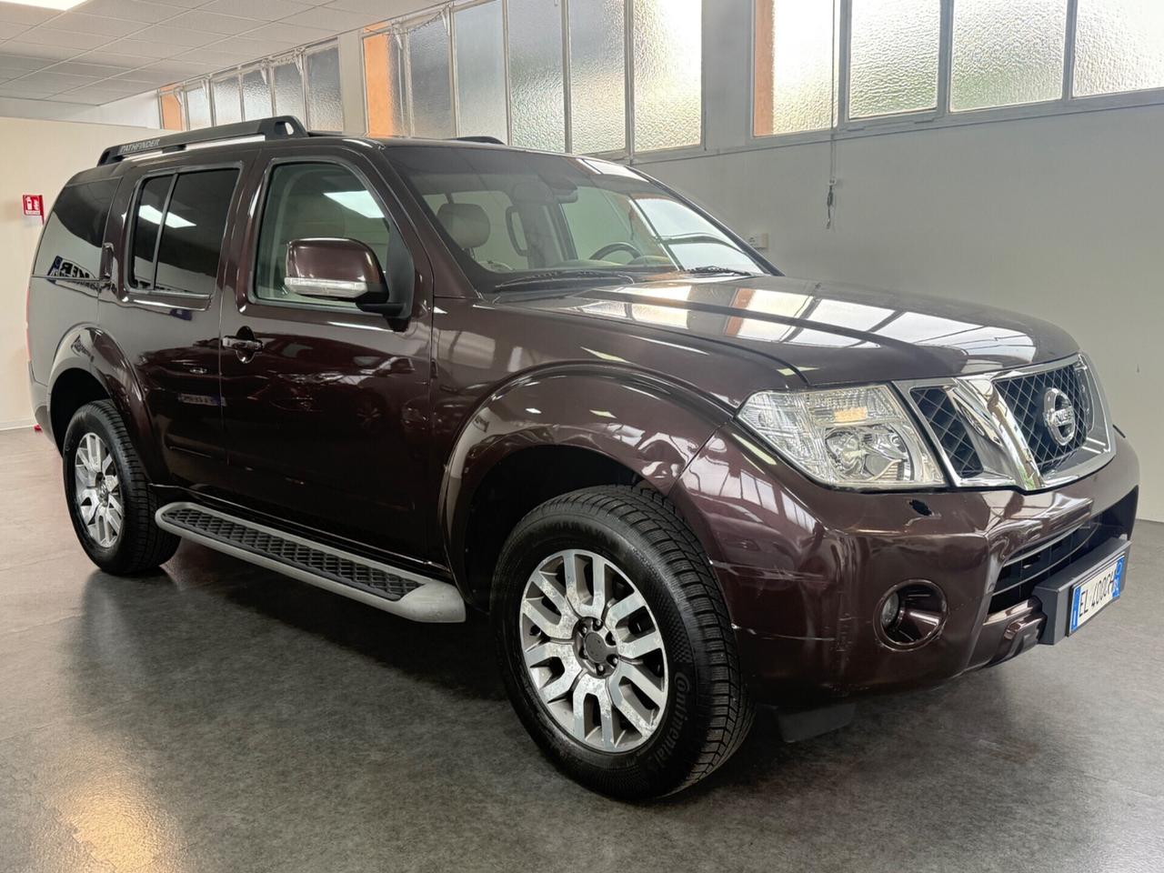 Nissan Pathfinder 2.5 dCi LE 7 posti TETTO APRIBILE