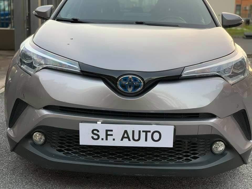 TOYOTA C-HR C-HR 1.8 Hybrid E-CVT Lounge