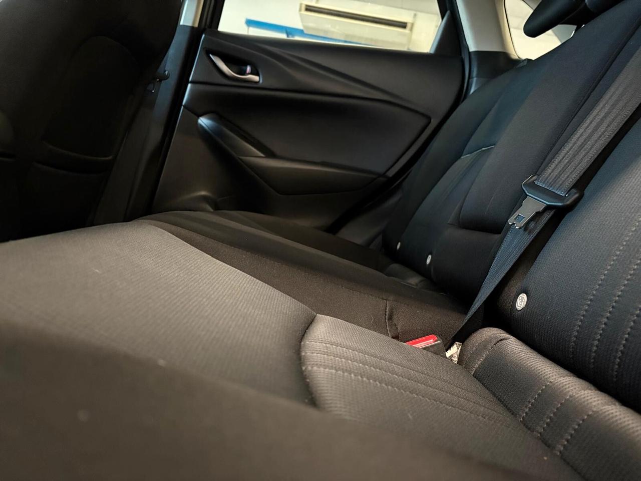 Mazda CX-3 EXECUTIVE 2.0L Skyactiv-G 121 CV 6mt UNICO PR.
