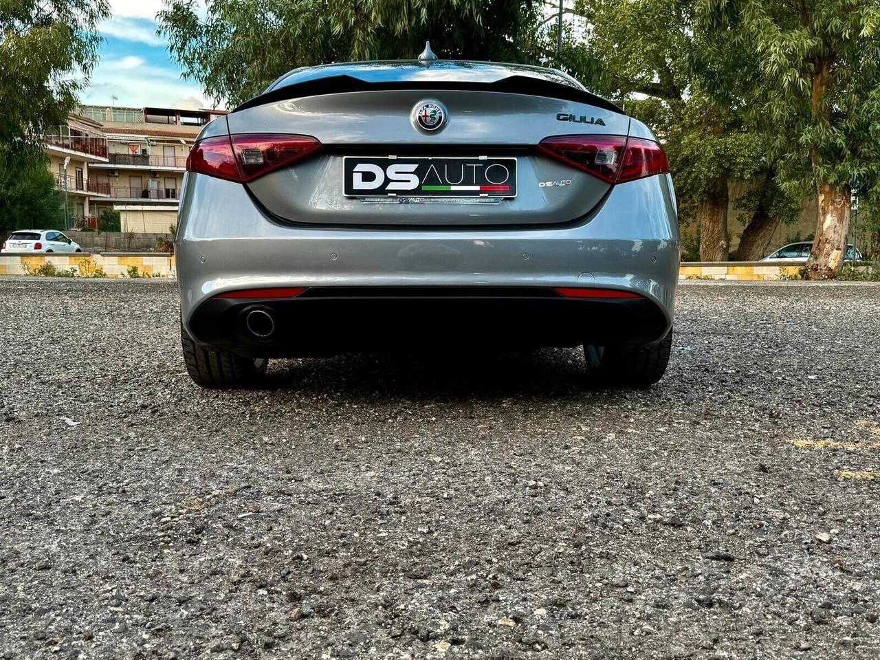 ALFA ROMEO GIULIA 2.2 160 CV AT8 SUPER UNI PROPRIETARIO