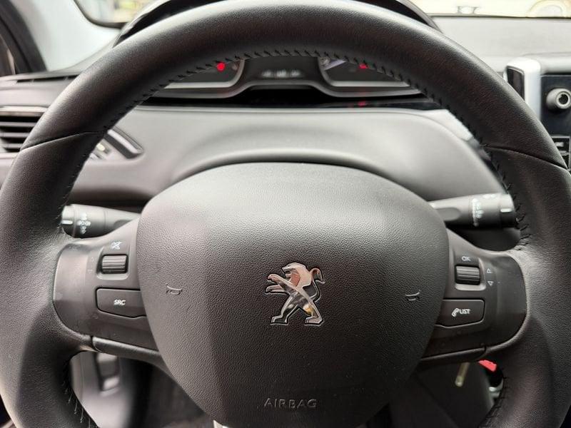Peugeot 208 5p 1.2 puretech Allure 82cv DISTRIBUZIONE ESEGUITA NEL 2025