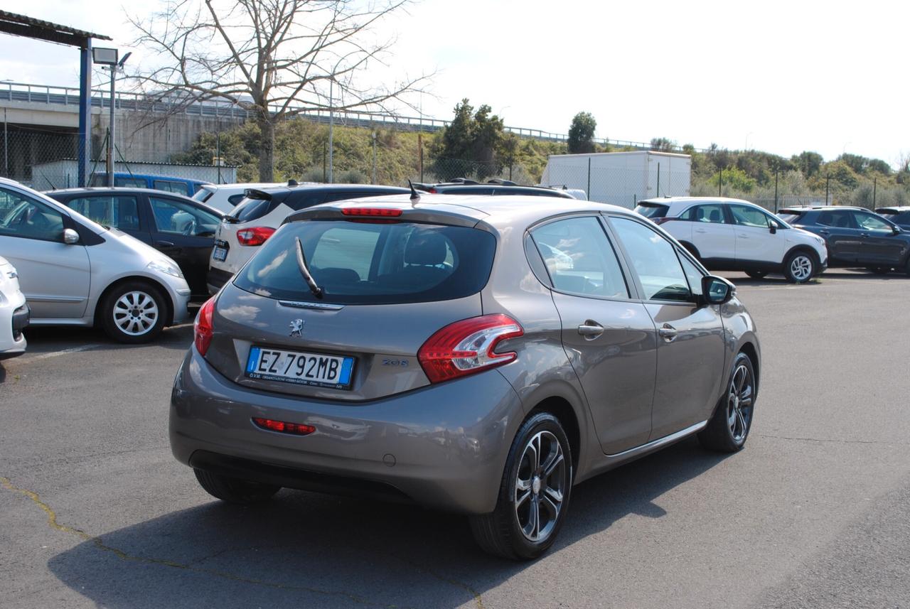 PEUGEOT 208 1.4 HDI 68 CV OK NEOPATENTATI