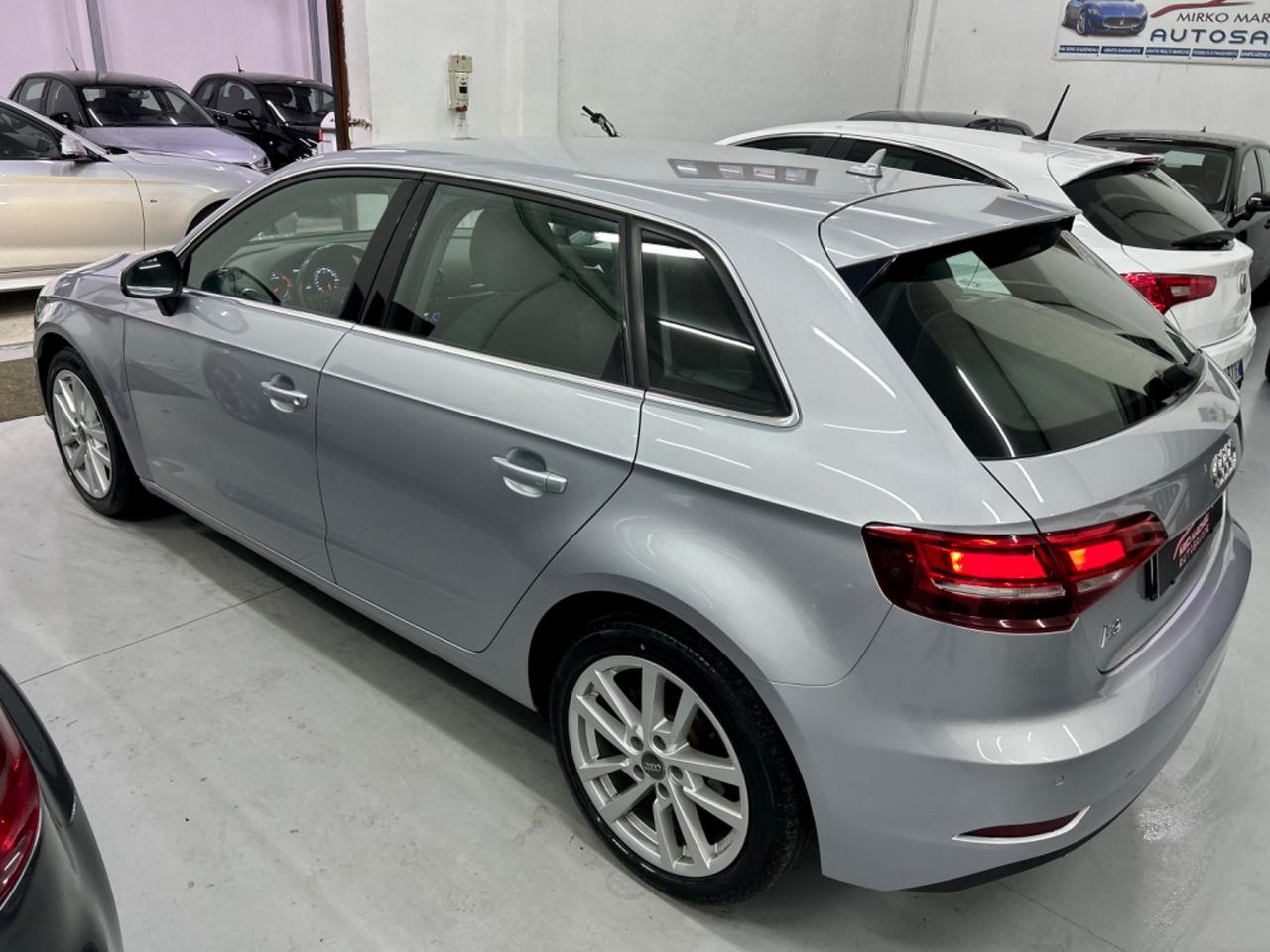 Audi A3 SPB 1.6 TDI Sport FINANZIABILE