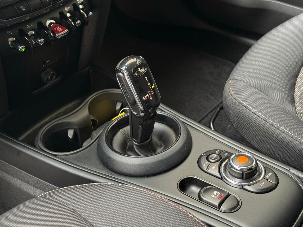 Mini Cooper D Countryman 2.0 Business ALL4 Automatica 150 cv