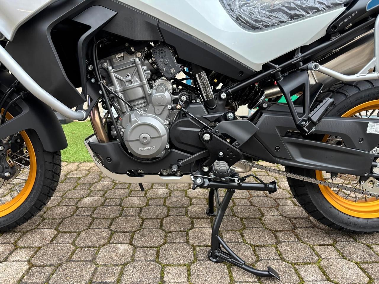 Cf Moto 800MT ABS EXPLORE Bianco - Nuovo