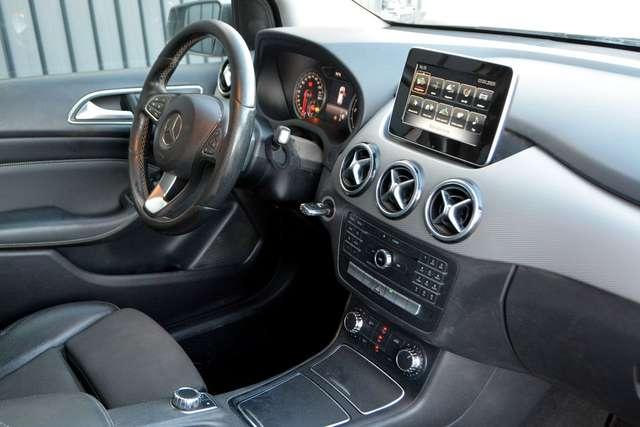 Mercedes-Benz B 200 d Premium Next automatica