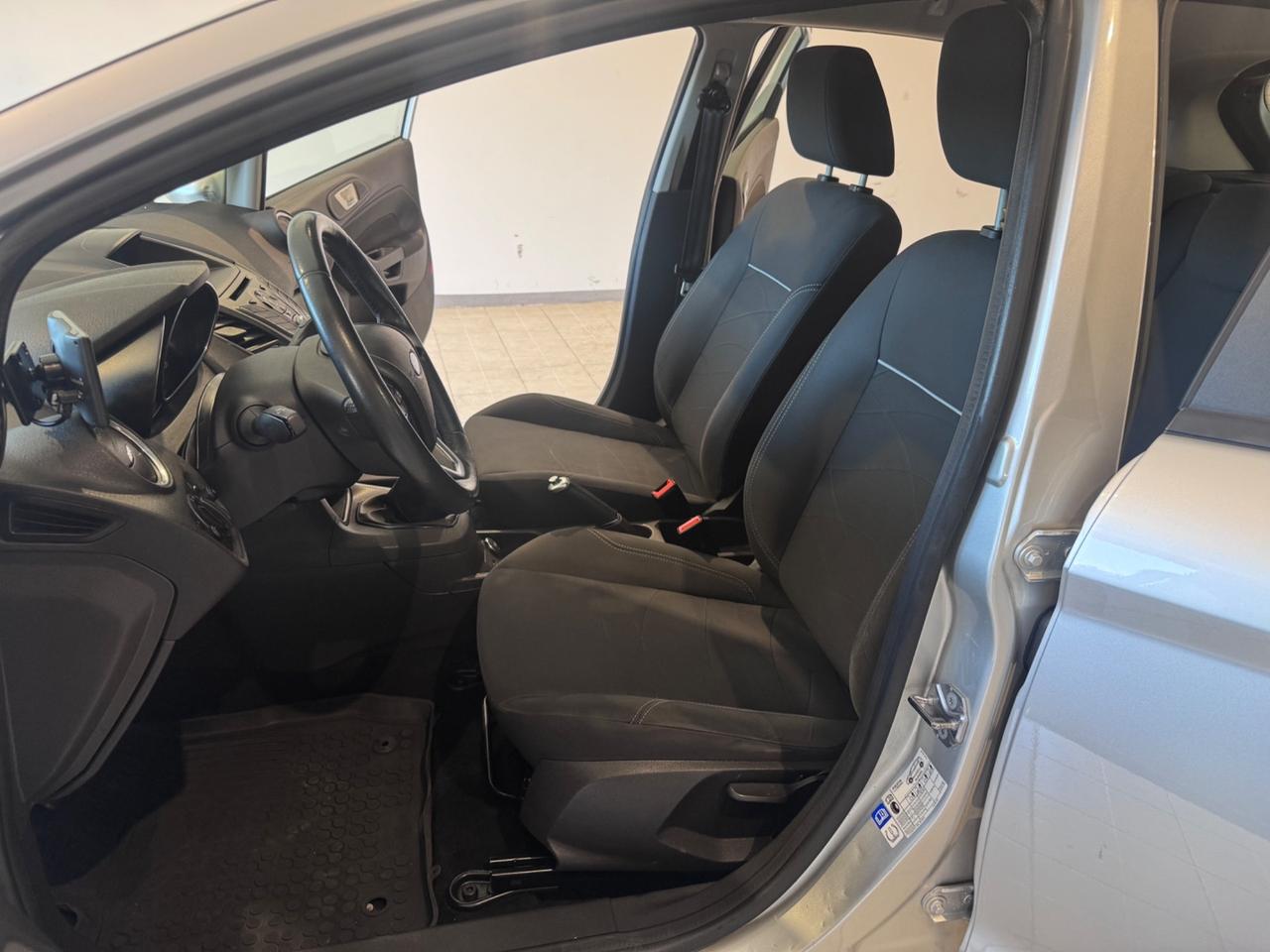 Ford Fiesta 1.1 5 porte Plus
