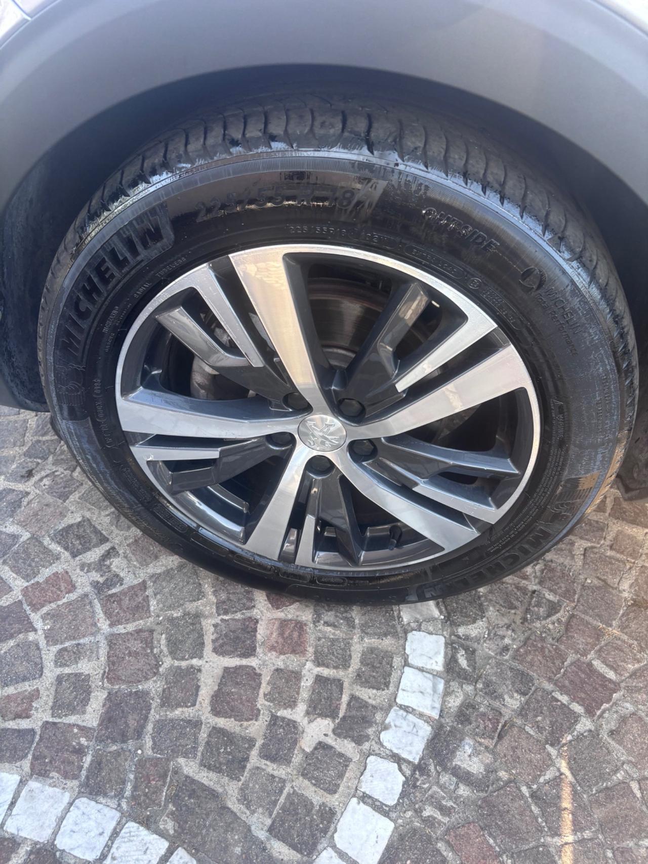Peugeot 3008 BlueHDi 130 S&S EAT8 Allure Pack