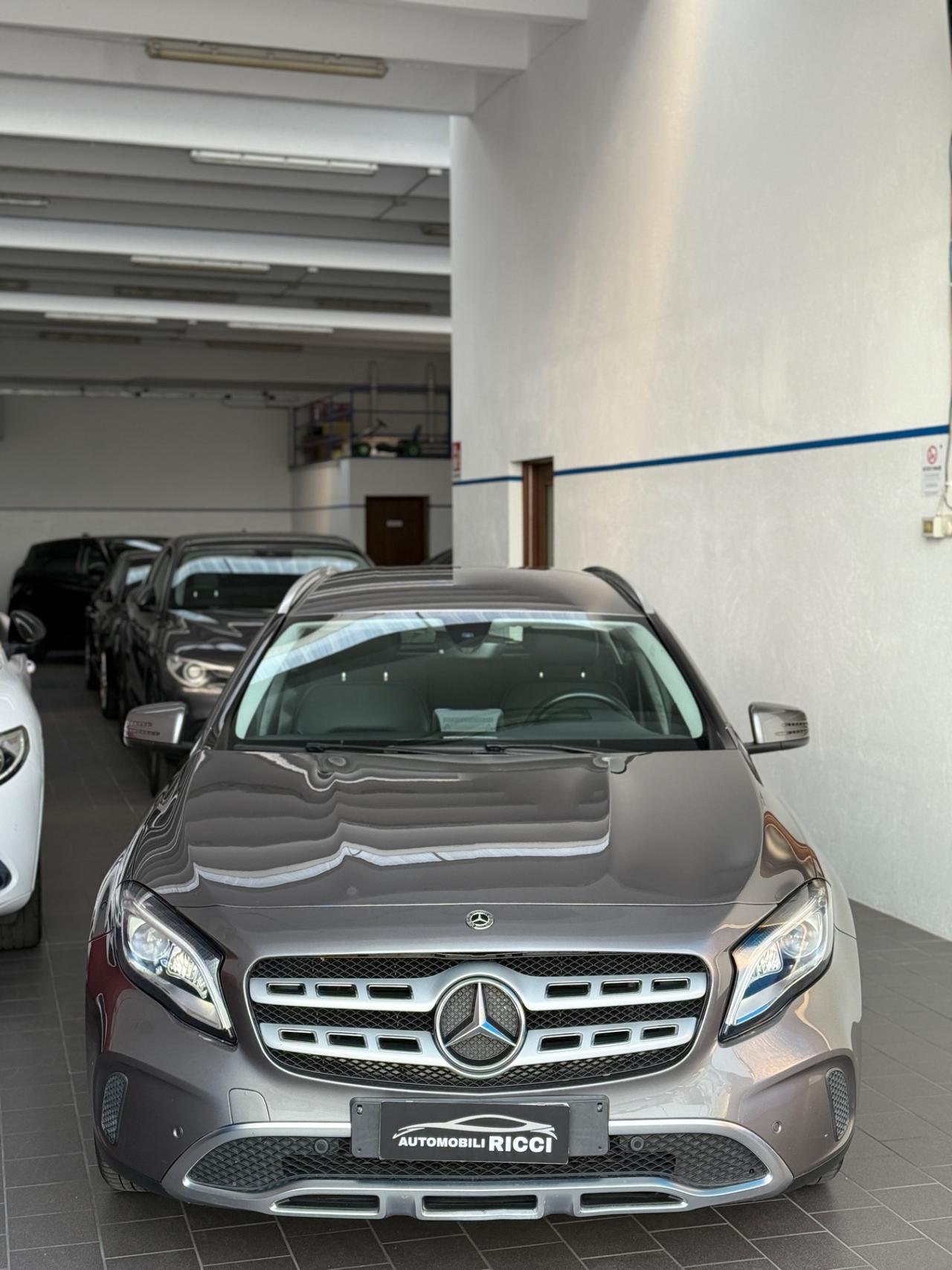 Mercedes-benz GLA 180 Sport 122CV