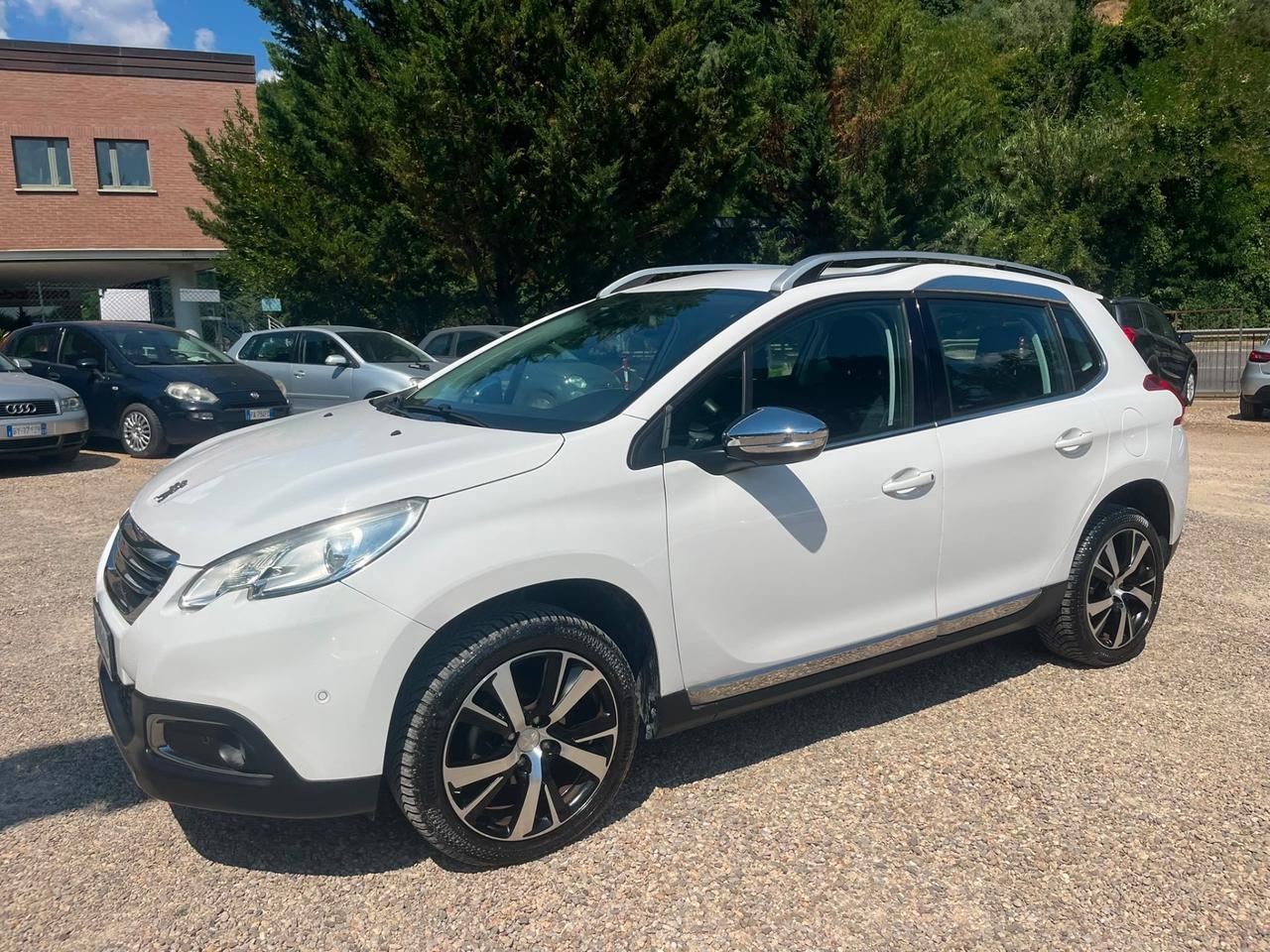 Peugeot 2008 BlueHDi 100 Black Matt