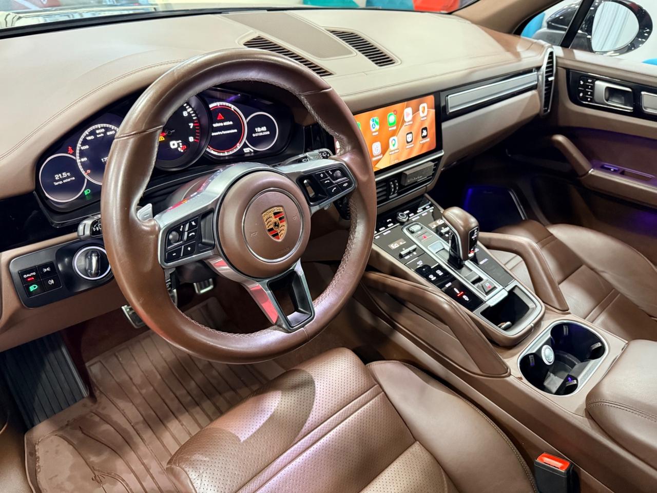 Porsche Cayenne 3.0 V6 1 PROPRIETARIO "BURMESTER"