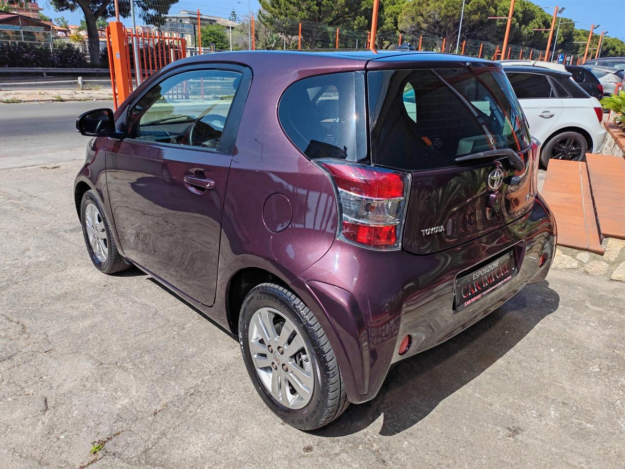 Toyota iQ 1,4 diesel 02/2010 Cv90
