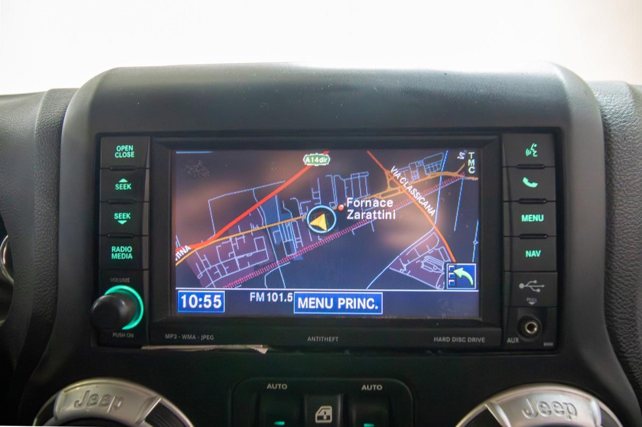 Jeep Wrangler 2.8 Crd Sahara Auto 200cv 4x4 Hard Top - Soft Top