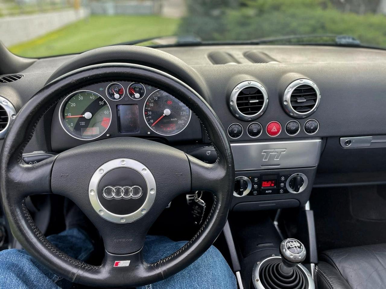 Audi TT Roadster 1.8 T 20V 179 CV cat