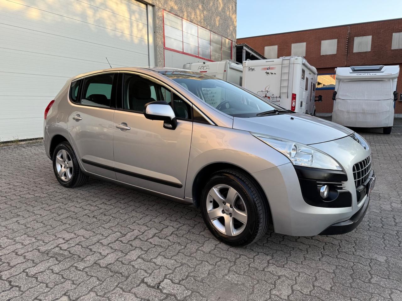 Peugeot 3008 1.6 HDi 112CV Allure