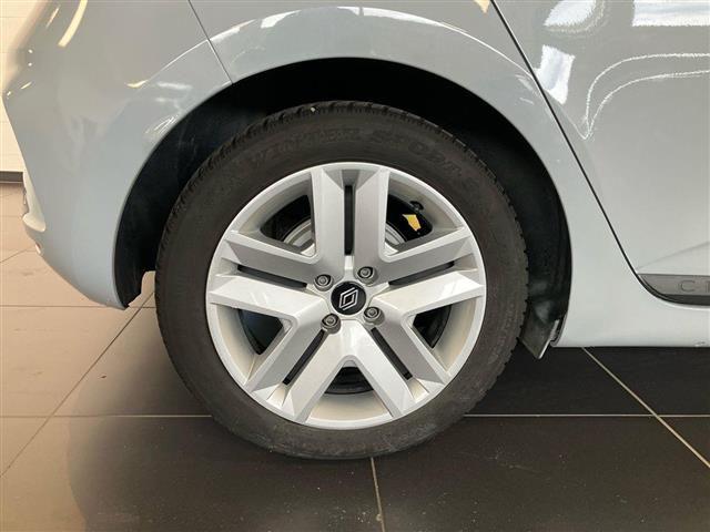 RENAULT Clio 1.6 E-Tech full hybrid Evolution 145cv