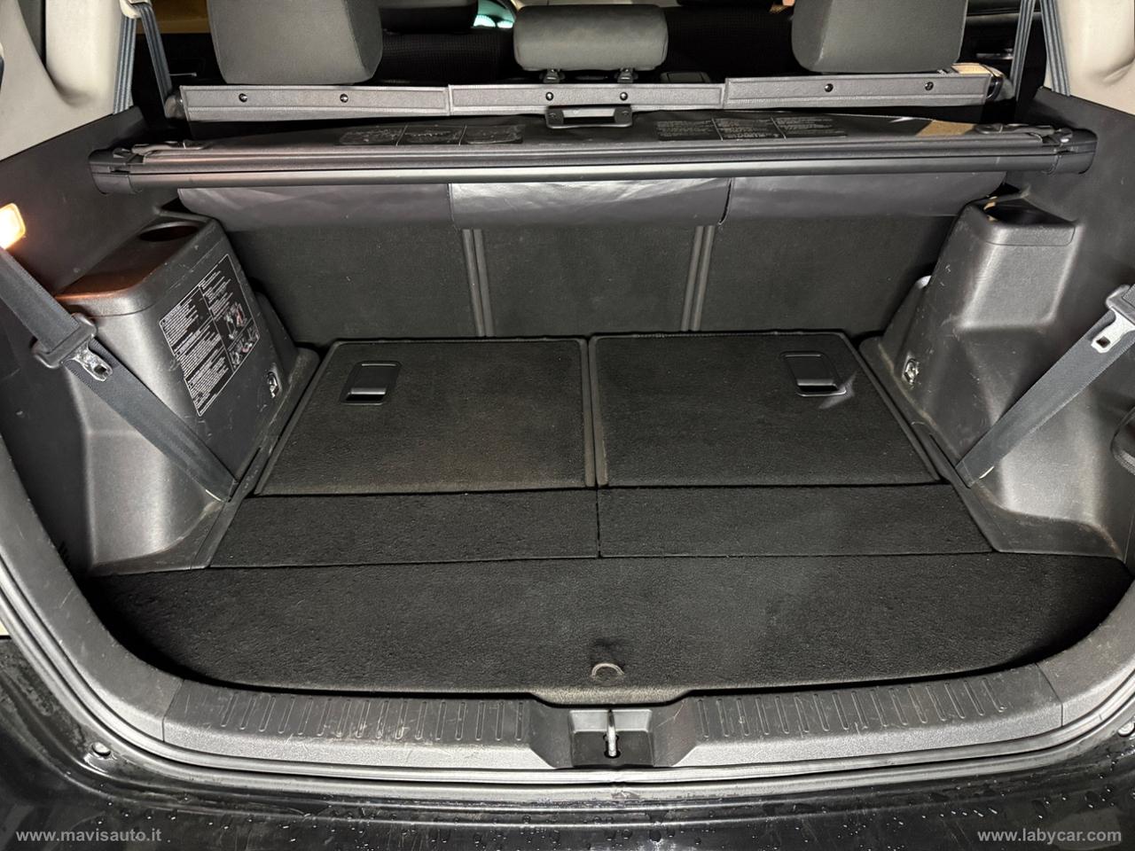 TOYOTA Corolla Verso 2.2 16V D-4D D-Cat 7pti 7P.