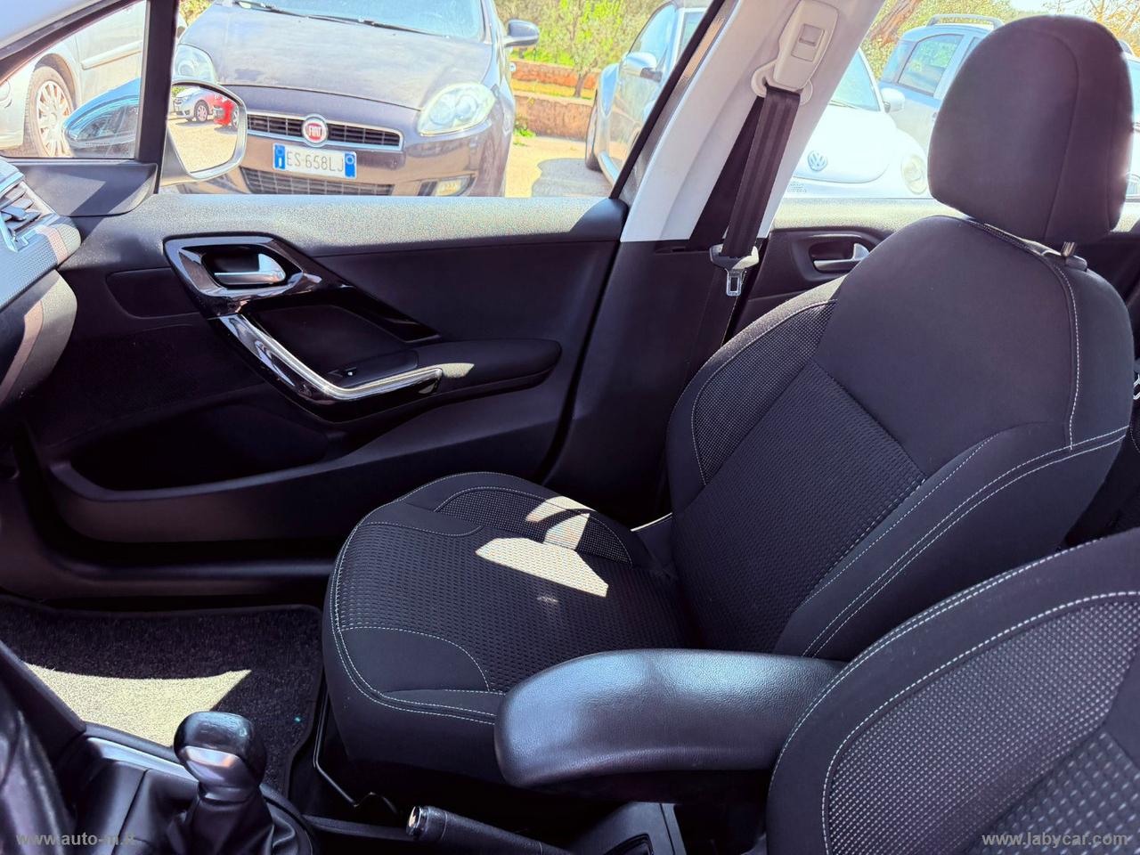 PEUGEOT 208 BlueHDi 75 5p. Allure