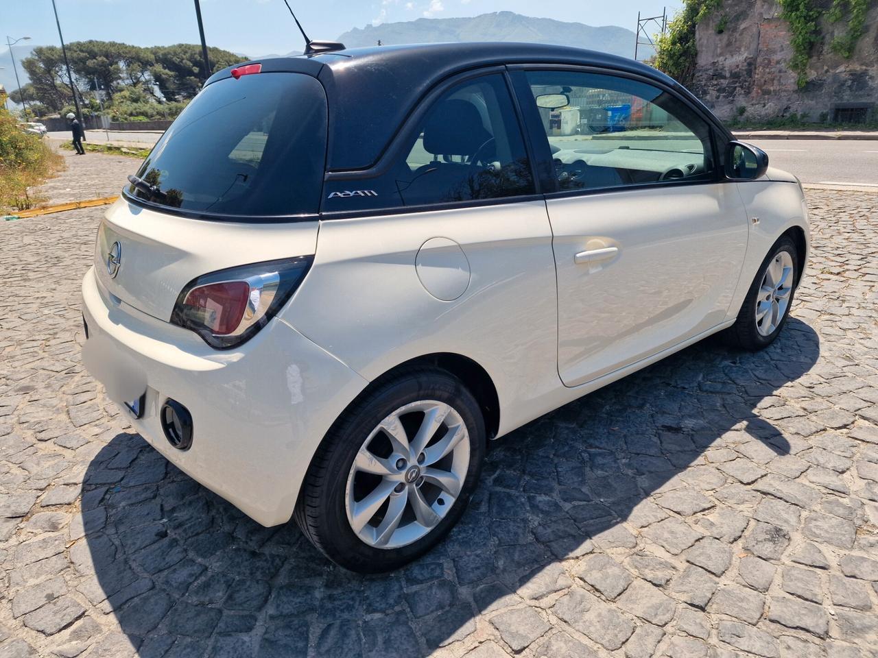 Opel Adam 1.4 87 CV GPL Tech Slam