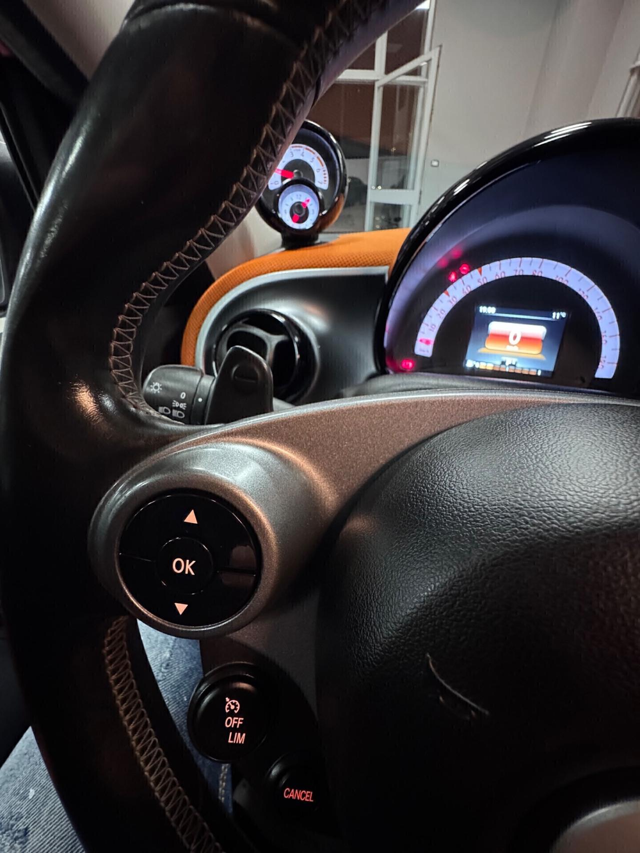 SMART FOR FOUR 900 TURBO BENZ AUTOMATICA BRABUS