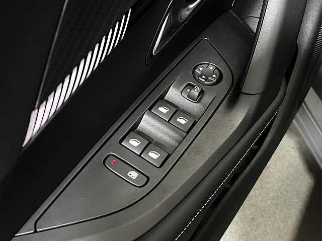Peugeot 2008 PureTech 100 S&S Allure KM ZERO