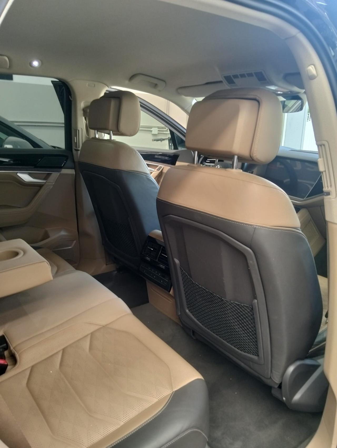 Volkswagen Touareg 3.0 V6 TDI SCR Atmosphere