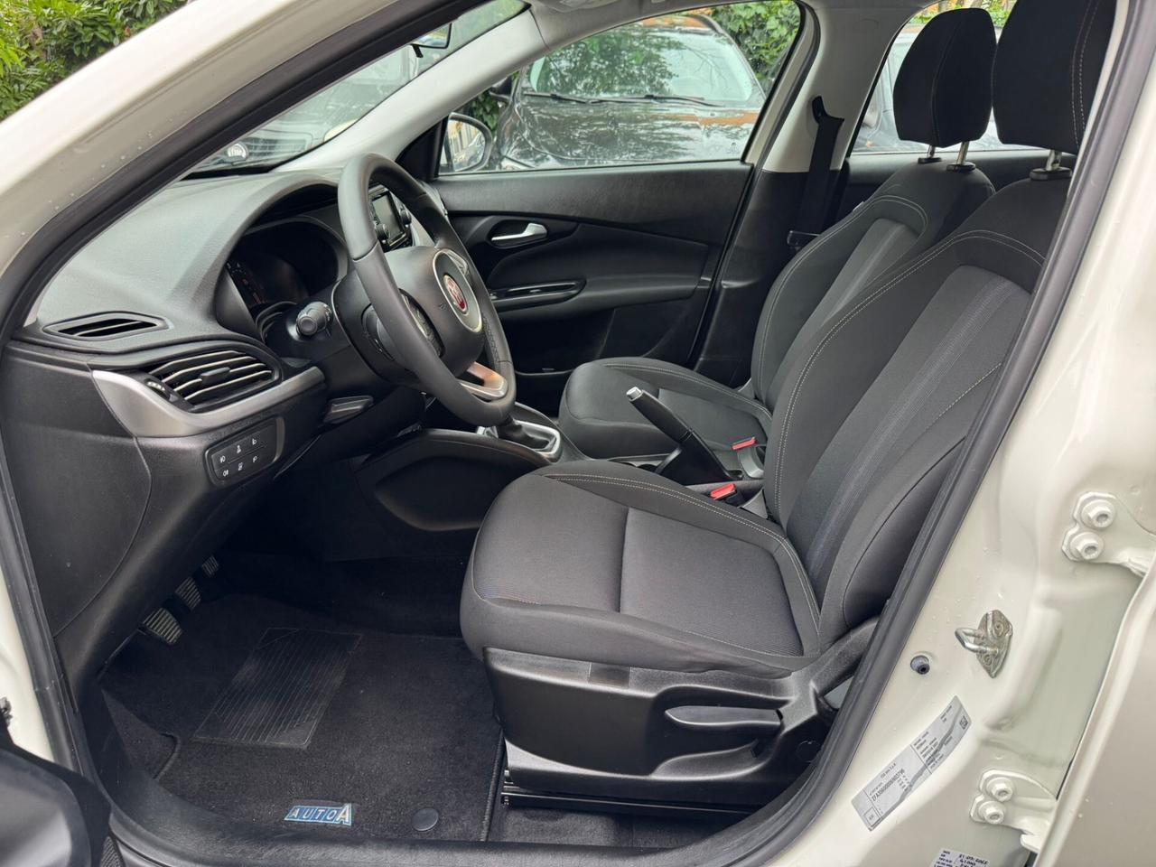 Fiat Tipo 1.6 Mjt 4 porte Easy SOLI 12000KM